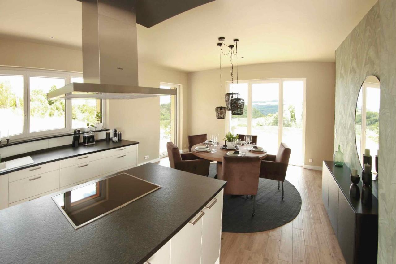 Luxapart Eifel Mit Privater Sauna Harscheid Exterior foto