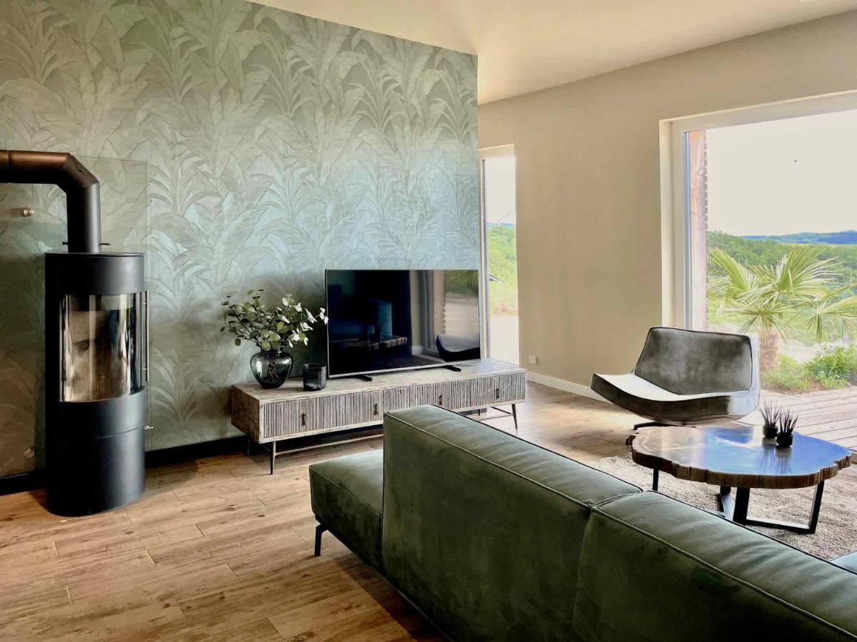 Luxapart Eifel Mit Privater Sauna Harscheid Exterior foto