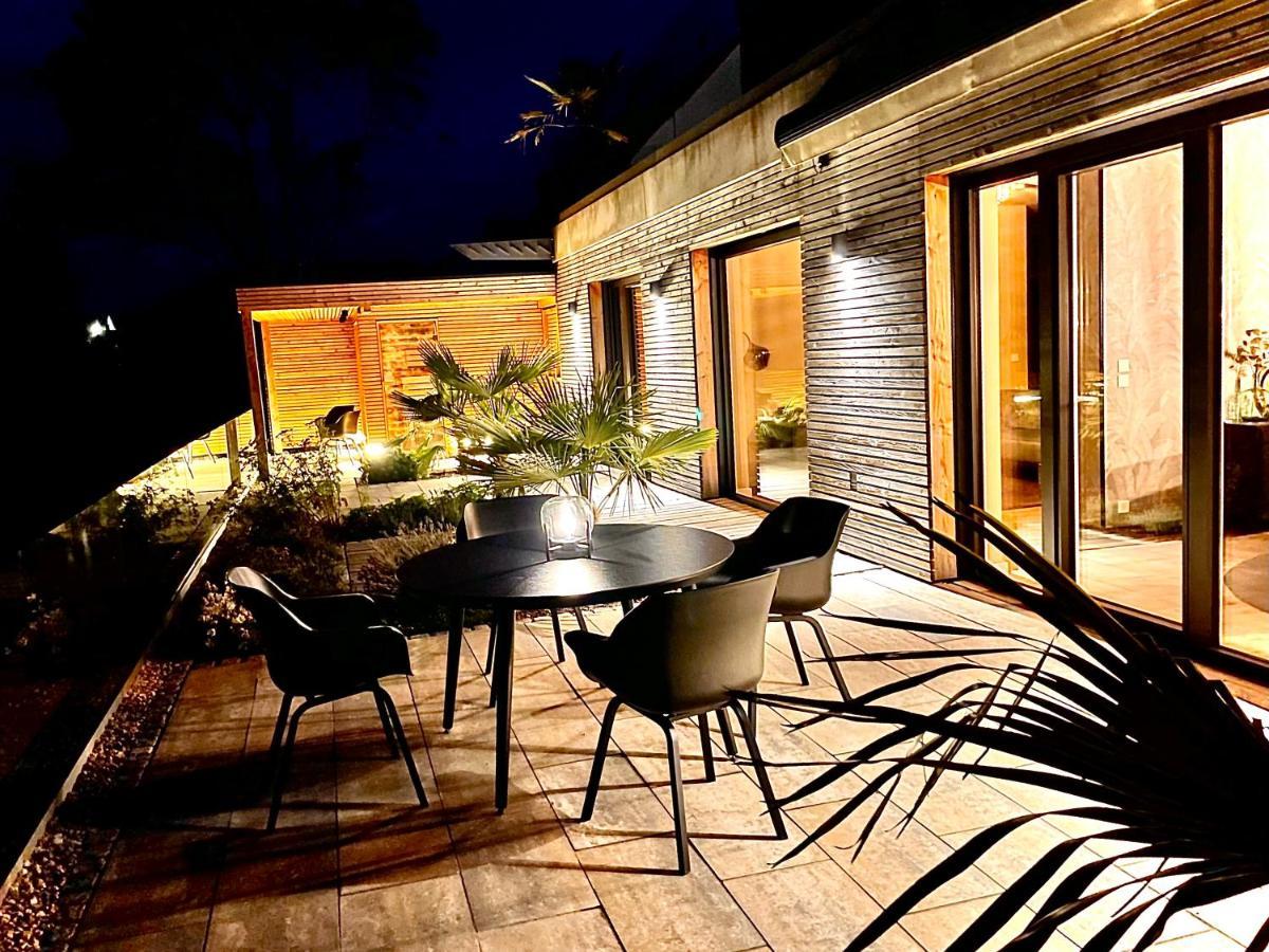 Luxapart Eifel Mit Privater Sauna Harscheid Exterior foto