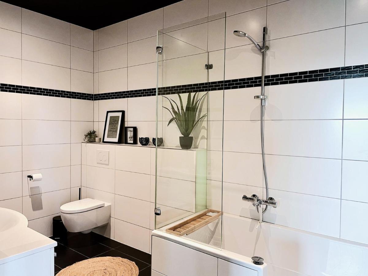 Luxapart Eifel Mit Privater Sauna Harscheid Exterior foto